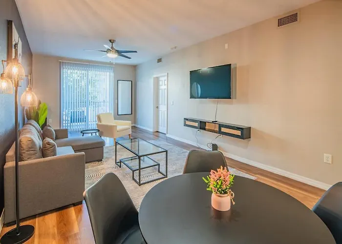Apartment Inmense 2bd - Asu - Sloan Pk - Wd - Parking - Sleeps 8 *